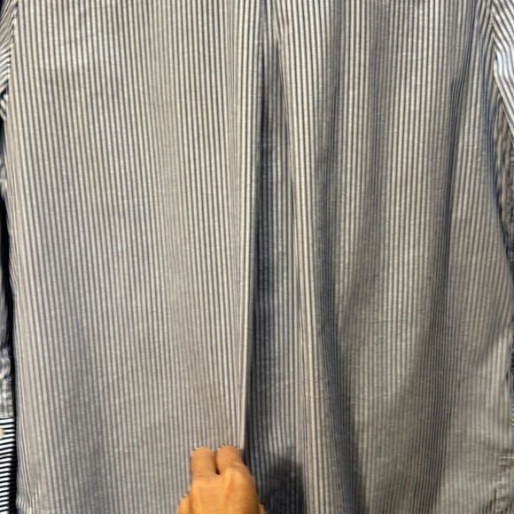 Chico’s blue & white tux ruffle tunic blouse Size 1 / M smedium - Picture 8 of 13